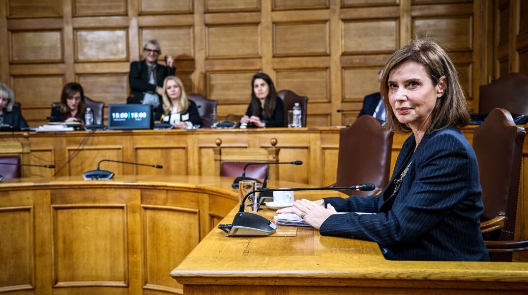 H Κατερίνα Μπατζελή