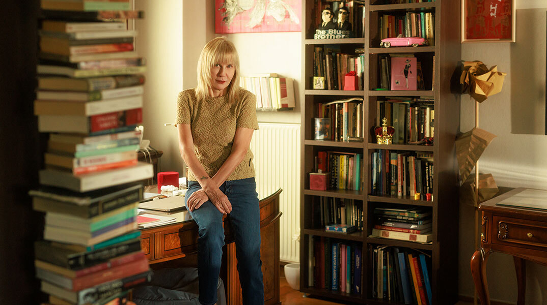 Η Σώτη Τριανταφύλλου συζητά με την Άννα Διαμαντοπούλου για την αέναη επιστροφή του φασισμού