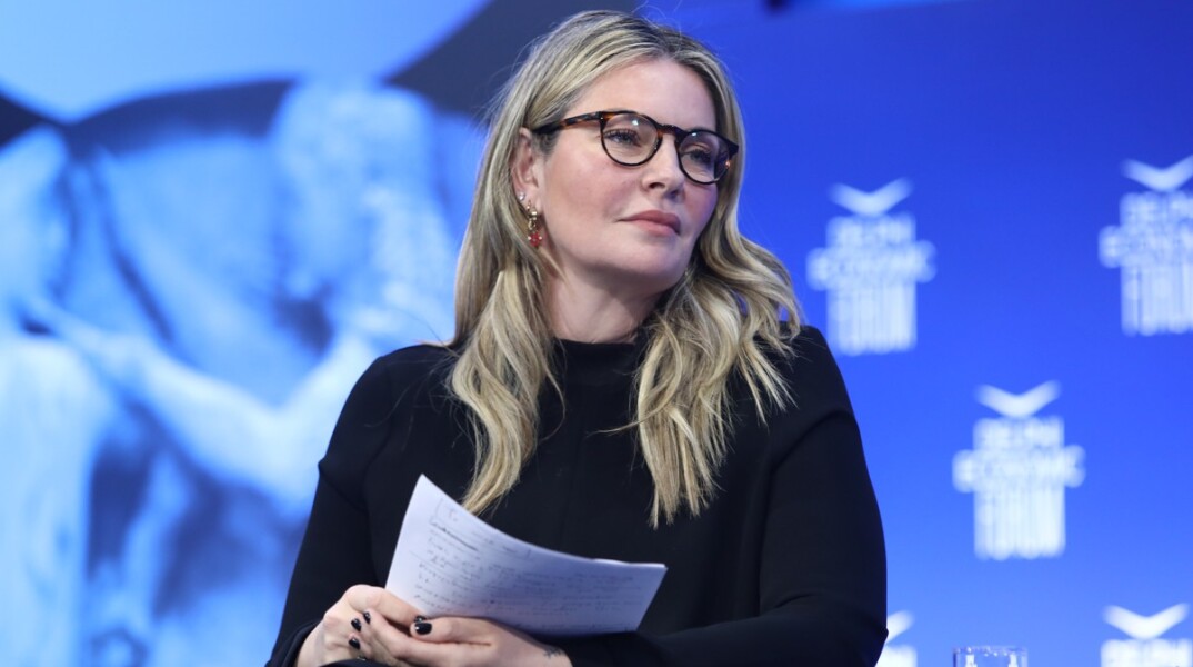 Ελισάβετ Μουτάφη: Με θυμώνει να πετάς στα σκουπίδια την τηλεόραση και να υποτιμάς όλο τον κόσμο που υπηρετεί το μέσο