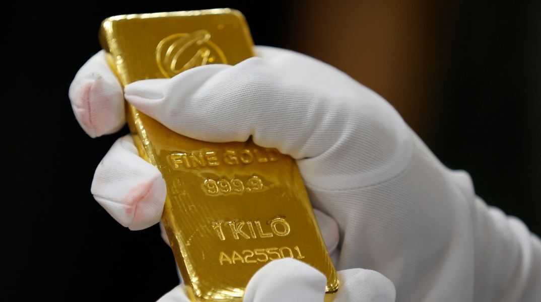 Explainer: Η τιμή του χρυσού και του ασημιού εκτοξεύεται στα ύψη - Γιατί οι επενδυτές στρέφονται μαζικά στα πολύτιμα μέταλλα σε μια εποχή πολιτικής αβεβαιότητας