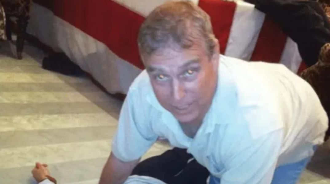 O Πρίγκιπας Άντριου, σε μια φωτογραφία από τα αρχεία Έπσταϊν