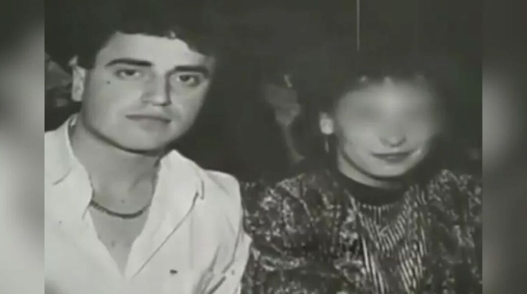 Ο δολοφονημένος Γιώργος Βροντάκης μαζί με τη γυναίκα του