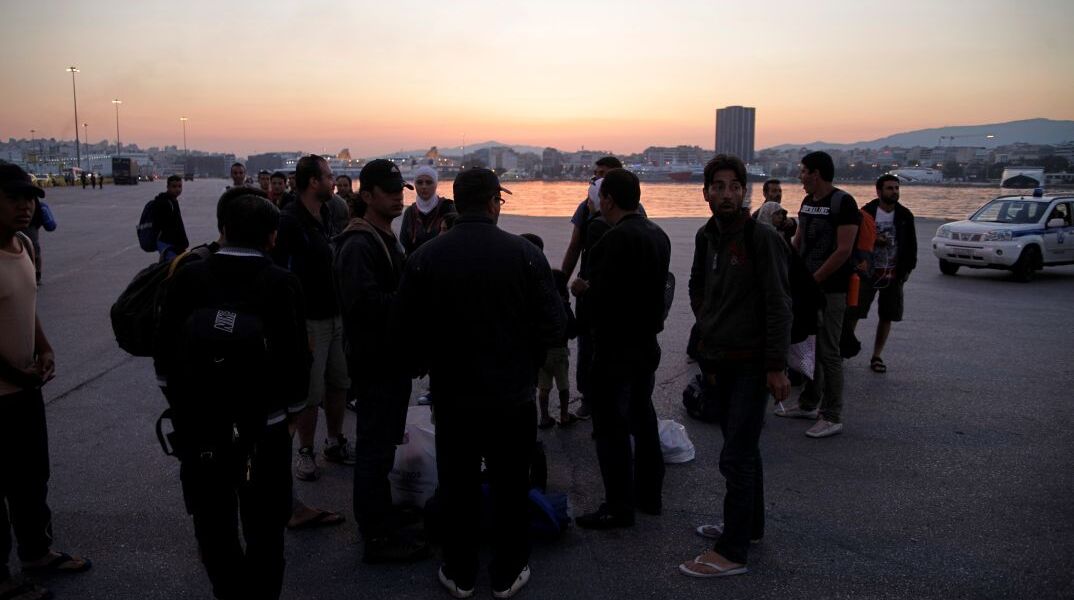 Μετανάστες στο Λιμάνι του Πειραιά