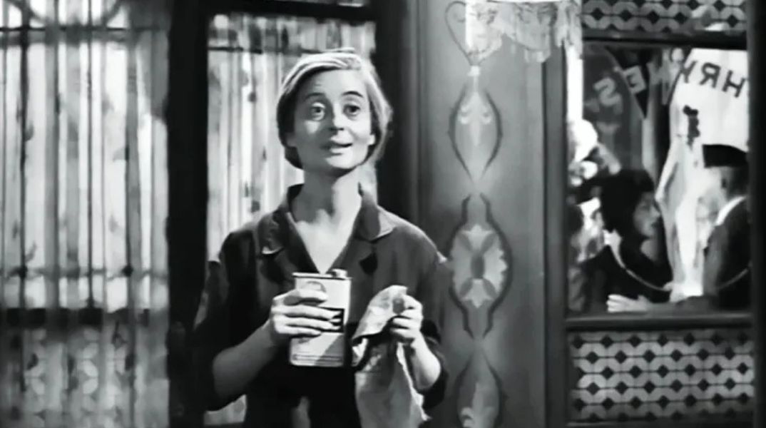 Η 95χρονη ηθοποιός Ηρώ Κυριακάκη, η θρυλική Κατερίνα από τα «Κόκκινα Φανάρια», νοσηλεύεται μετά από επεισόδιο στο σπίτι της