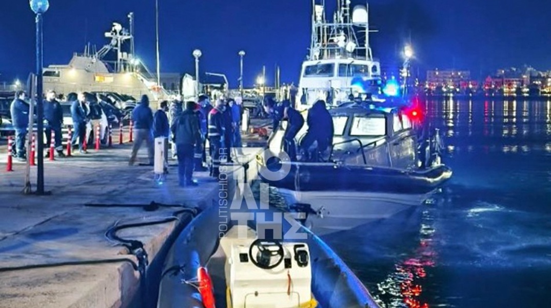 Σκάφος του Λιμενικού στη Χίο