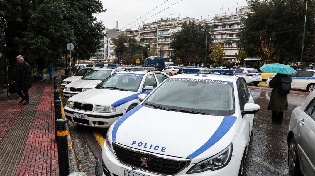 Περιπολικά της αστυνομίας