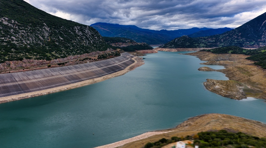 Λίμνη Μόρνου 