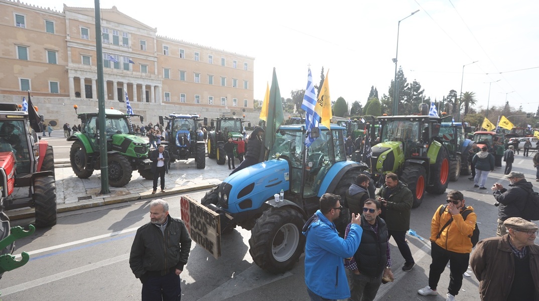Τρακτέρ στο Σύνταγμα