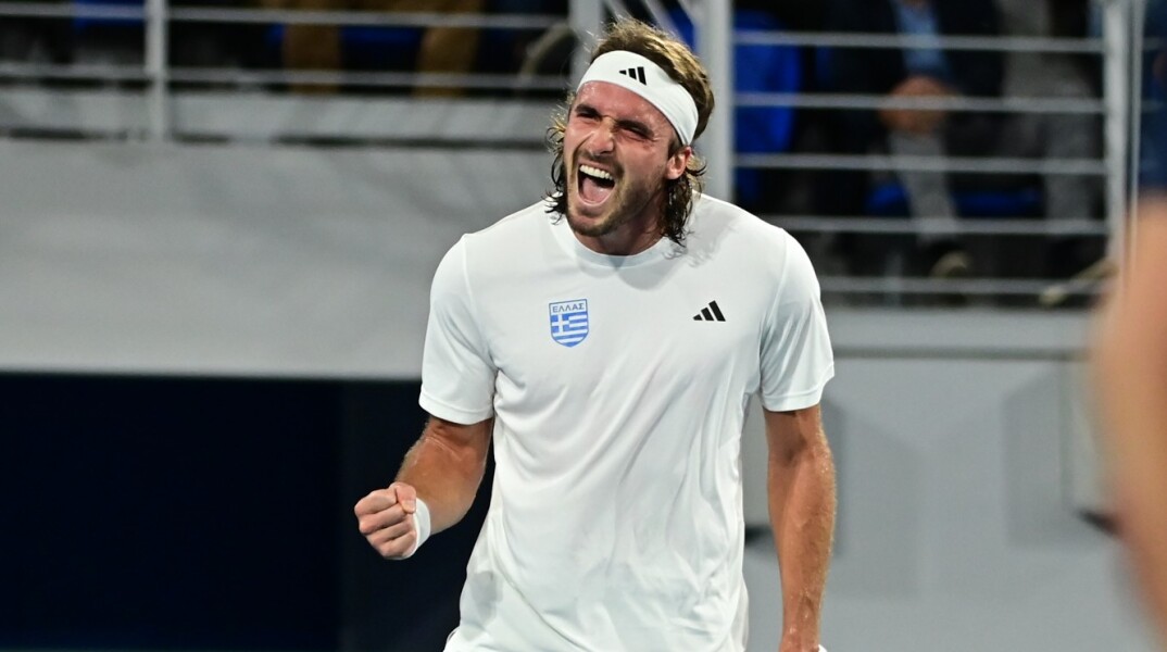 Τσιτσιπάς: Έχω να παίξω πάνω από μια 10ετία σε τόσο κακό γήπεδο