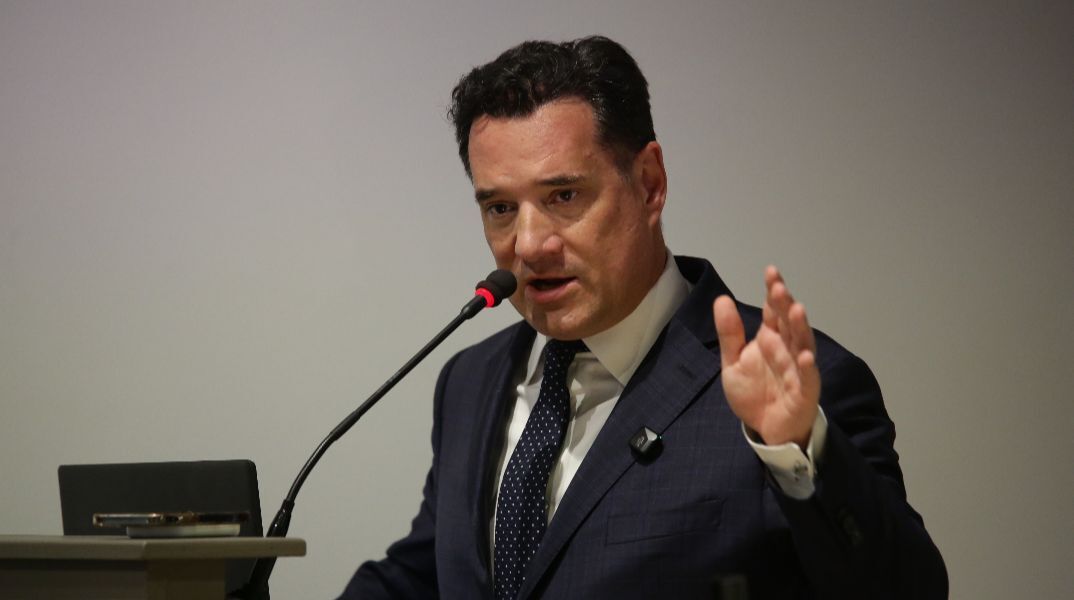 Γεωργιάδης για τα Τέμπη: Άλλο να έγινε λάθος στη διαχείριση του χώρου κι άλλο συγκάλυψη