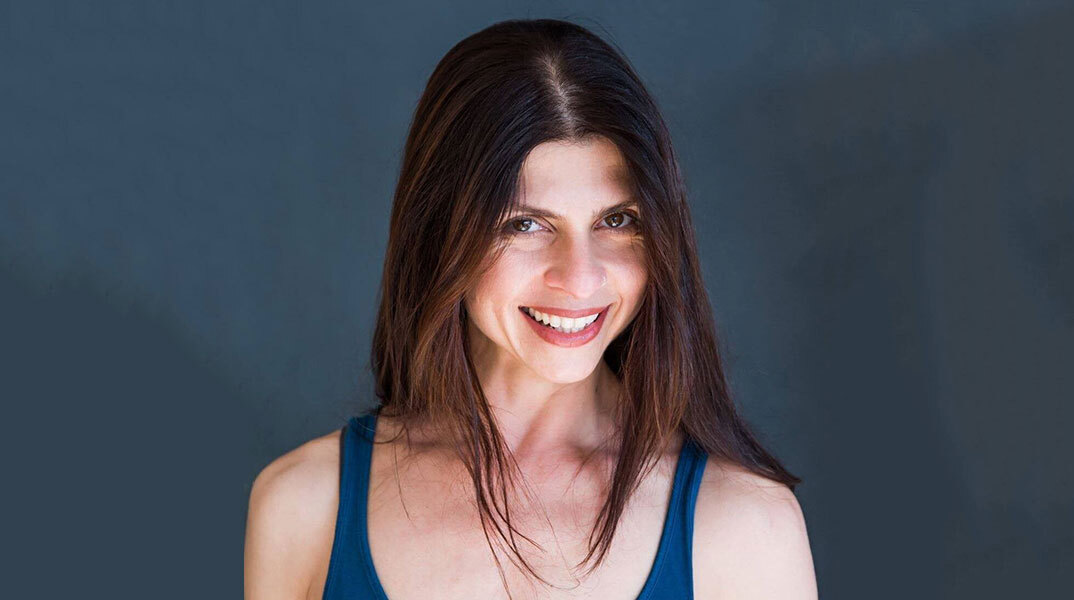 Νατάσα Παπαμιχαήλ: Η καλλιτεχνική διευθύντρια του θεάτρου Olvio και σκηνοθέτρια του έργου «Ο Μουνής» μιλάει στην Athens Voice