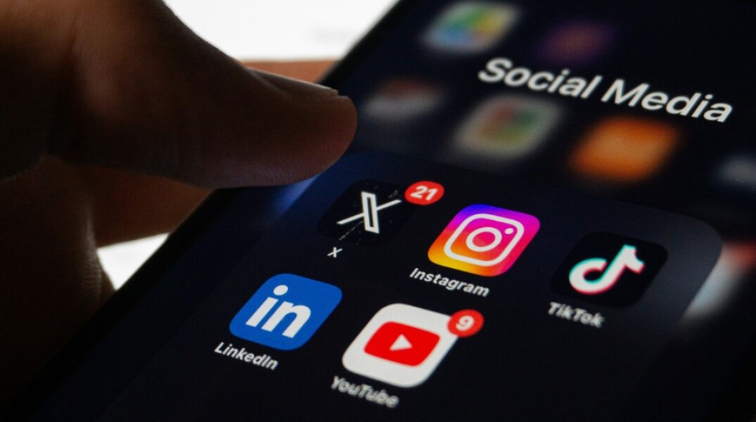 Στο «εδώλιο» Instagram και YouTube με την κατηγορία του εθισμού