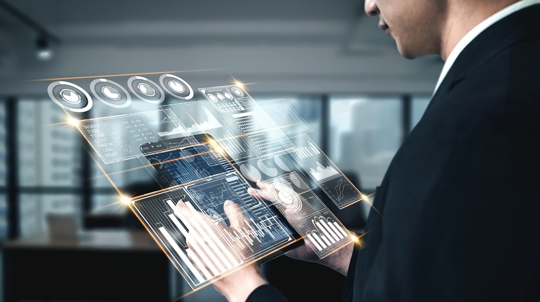 Ανάλυση δεδομένων και εικόνα που παραπέμπει σε τεχνολογικές καινοτομίες