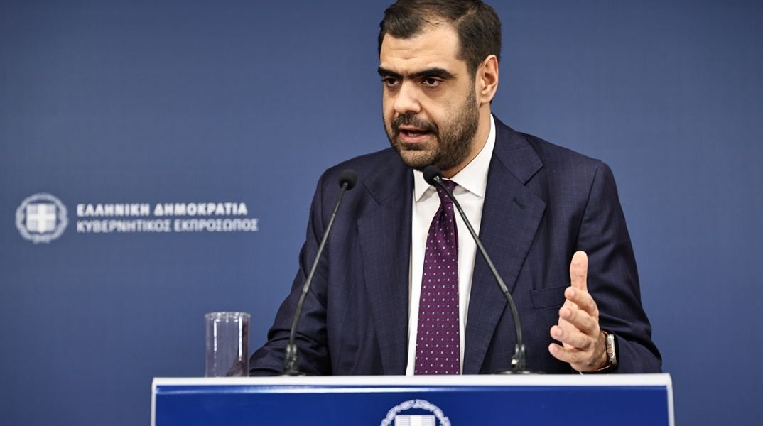 Ο κυβερνητικός εκπρόσωπος, Παύλος Μαρινάκης