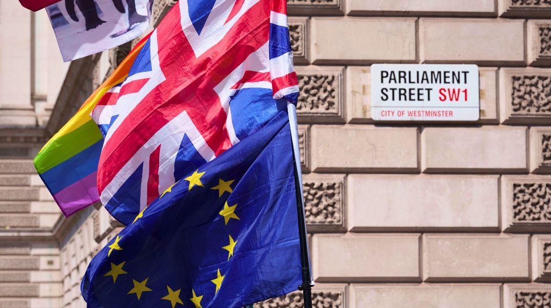 Το Brexit έρχεται να συλλέξει το χρέος του