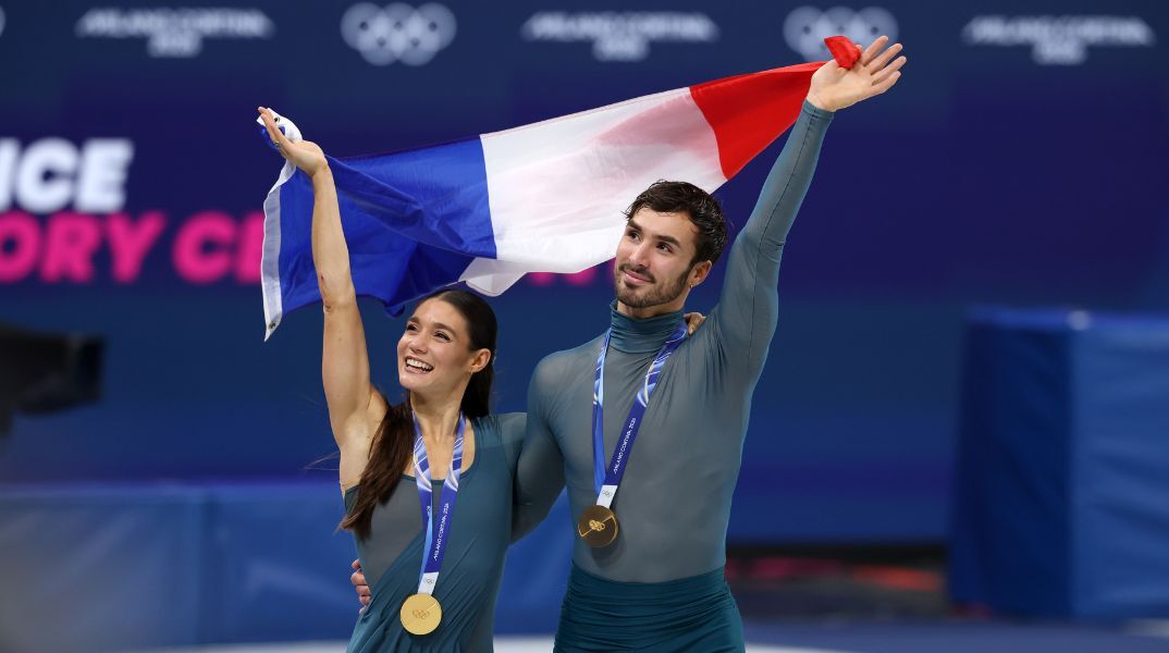 Χειμερινοί Ολυμπιακοί Αγώνες: Το χρυσό μετάλλιο των Γάλλων στον χορό επί πάγου σκιάζεται από σοβαρές καταγγελίες για κακοποιητική συμπεριφορά.