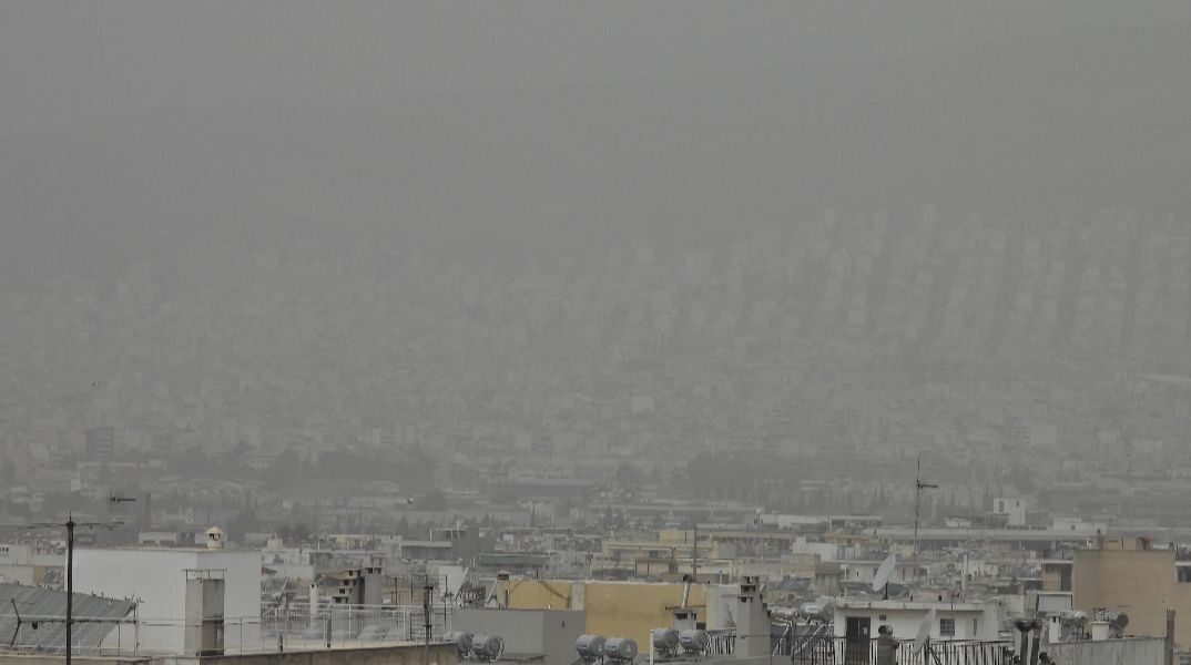 Αφρικανική σκόνη: Πώς να προστατευτείτε αποτελεσματικά