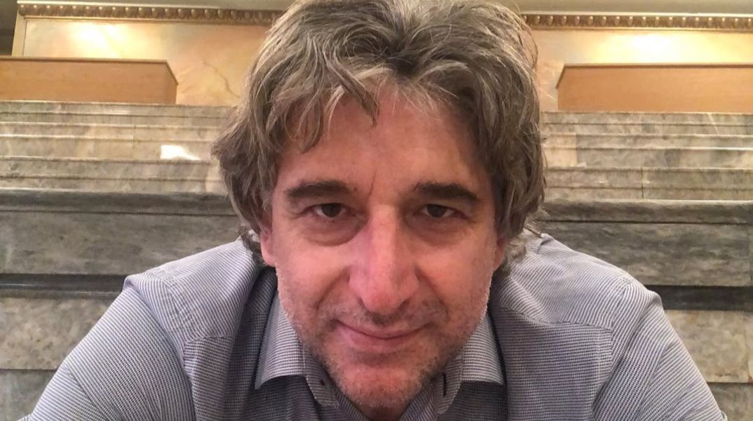  Ο αντιδημάρχος Αθηναίων, Γιώργος Αποστολόπουλος, κατήγγειλε επίθεση εις βάρος του στα Εξάρχεια