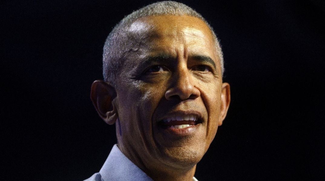 Πρώτη αντίδραση Ομπάμα μετά το βίντεο Τραμπ που τον παρουσίαζε ως πίθηκο: Ο πολιτικός λόγος στις ΗΠΑ έχει καταντήσει «παράσταση κλόουν»