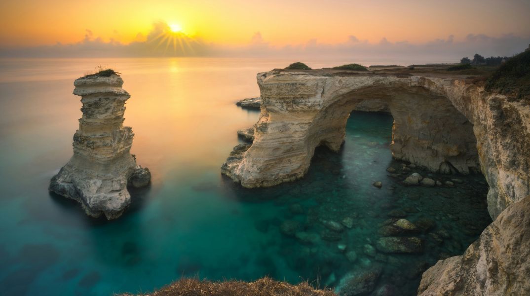 Κατέρρευσε στη θάλασσα η «Αψίδα των Εραστών» στην Ιταλία ανήμερα του Αγίου Βαλεντίνου - Ένα από τα πιο αναγνωρίσιμα φυσικά τοπόσημα της Αδριατικής