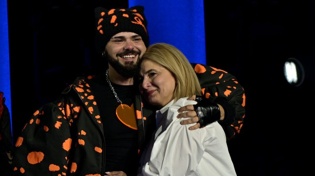 Ο Ακύλας μαζί με τη μητέρα του