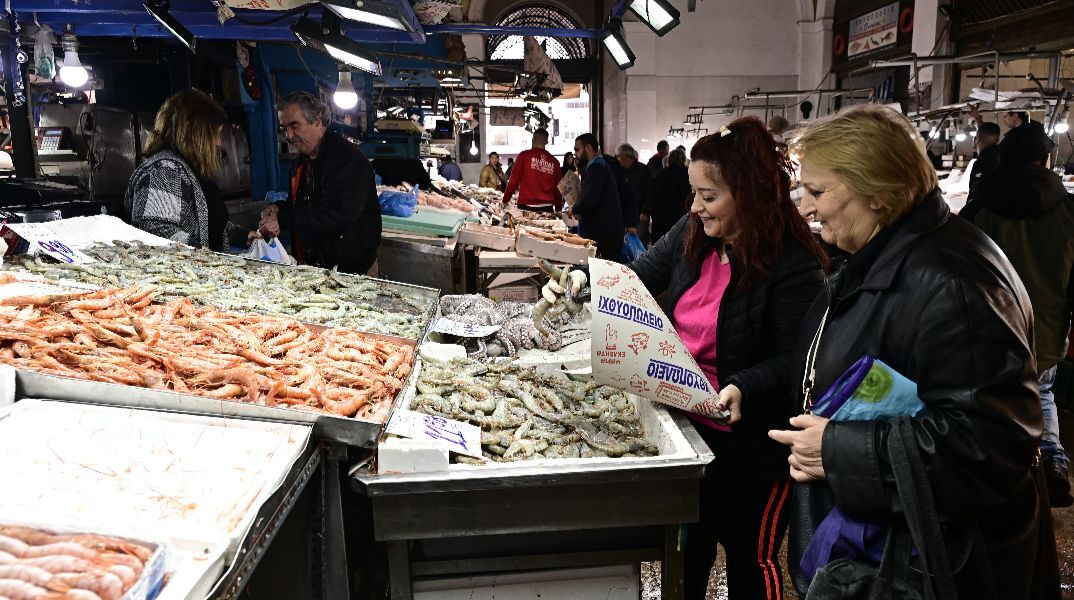 Καθαρά Δευτέρα 2026: Πώς θα λειτουργήσουν καταστήματα και σούπερ μάρκετ