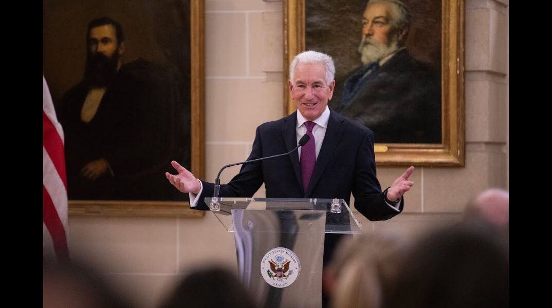 O Πρέσβης των ΗΠΑ στο Παρίσι, Σαρλς Κούσνερ