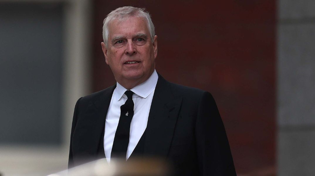 Νέες καταγγελίες για τον Άντριου Μάουντμπατεν‑Γουίνδσορ: Χρέωνε το κράτος για μασάζ και χλιδάτα ταξίδια - Πρώην υπάλληλοι αποκαλύπτουν προκλητικές δαπάνες.