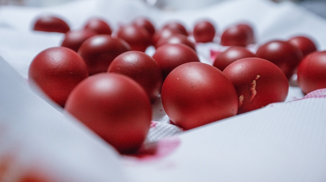 Κόκκινα, πασχαλινά αυγά