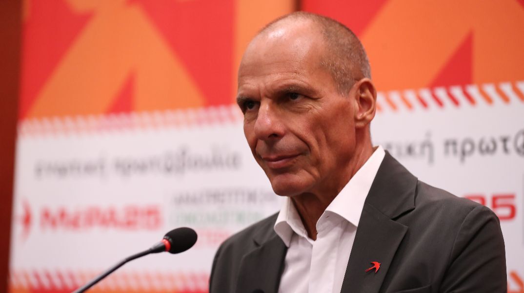  Σε δίκη παραπέμπεται ο Γιάνης Βαρουφάκης για «διαφήμιση ναρκωτικών» - Η απάντηση του ΜέΡΑ25