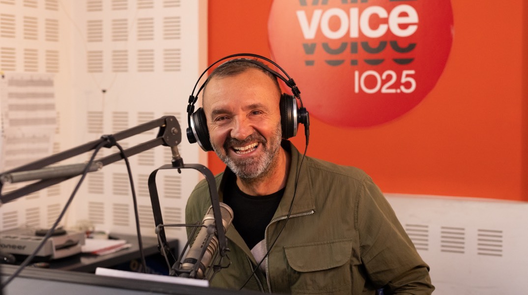 Τι μουσική ακούει o ραδιοφωνική παραγωγός Σωτήρης Ρουμελιώτης;