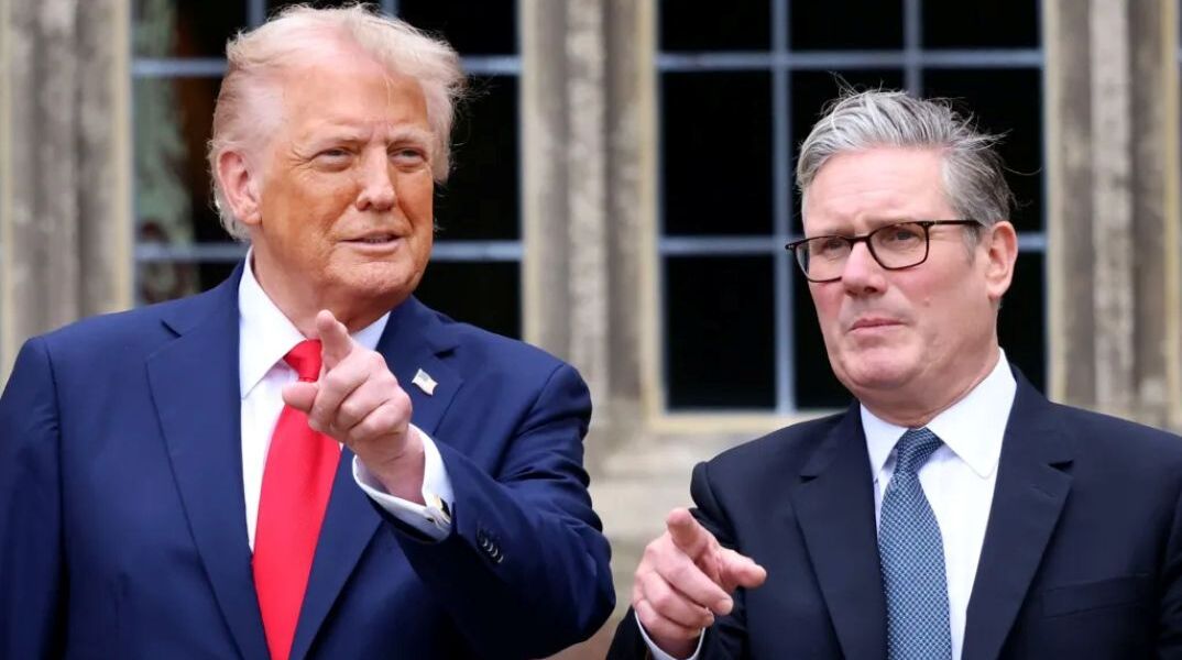 Ο Ντόναλντ Τραμπ και ο Κιρ Στάρμερ