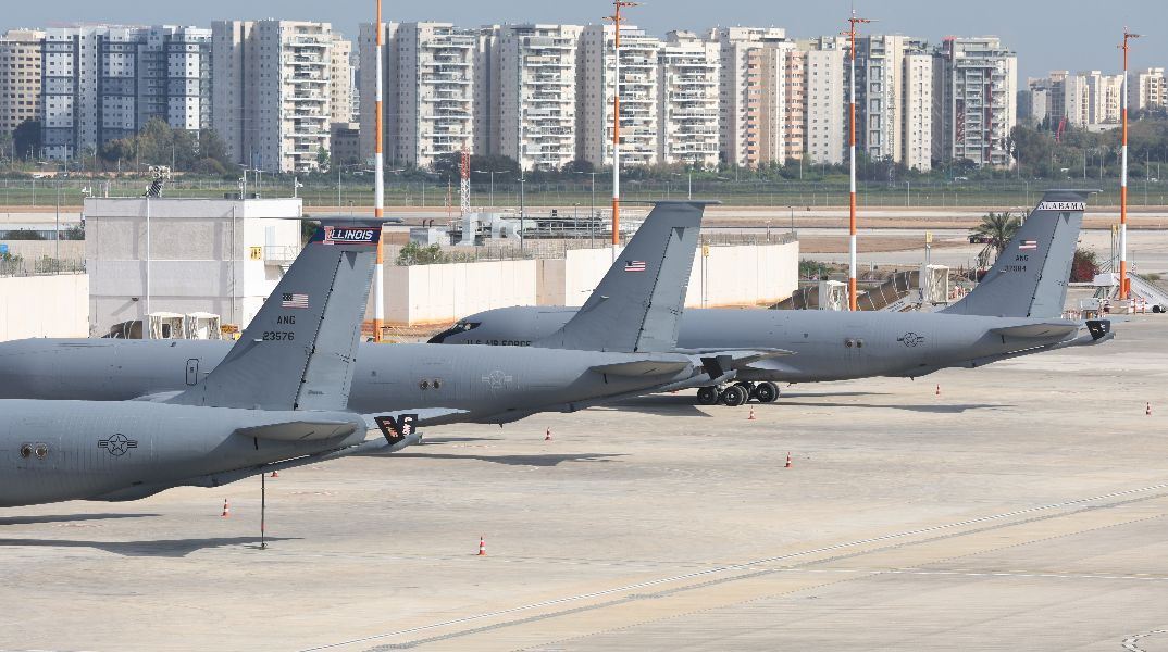 Σε ετοιμότητα ο κόσμος για πιθανό χτύπημα των ΗΠΑ στο Ιράν - Ανοίγουν τα καταφύγια στο Ισραήλ