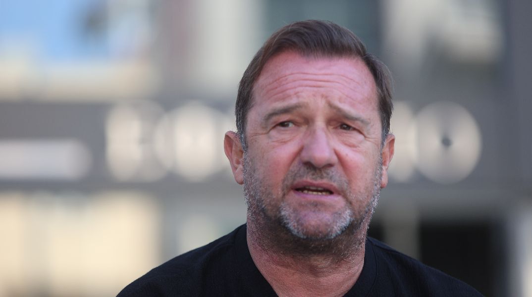 Νίκος Πλακιάς: Στην αρχή με έτρωγε αν τα παιδιά μου ήταν ζωντανά κατά τη σύγκρουση και αν φώναξαν μπαμπά ή μαμά