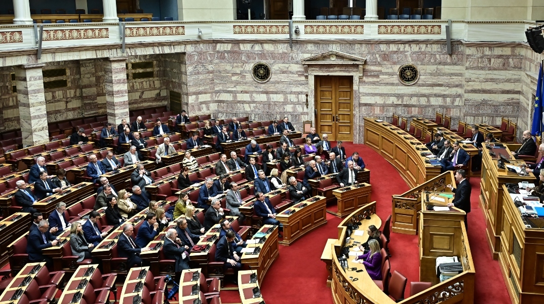 Συζήτηση στην Ολομέλεια της Βουλής της επίκαιρης ερώτησης του Προέδρου του ΠΑΣΟΚ-ΚΙΝΗΜΑΤΟΣ ΑΛΛΑΓΗΣ" Νίκου Ανδρουλάκη προς τον Πρωθυπουργό Κυριάκο Μητσοτάκη για την ενεργειακή πολιτική της κυβέρνησης, στο πλαίσιο της Ώρας του Πρωθυπουργού, Παρασκευή 27 Φεβρουαρίου 2026.