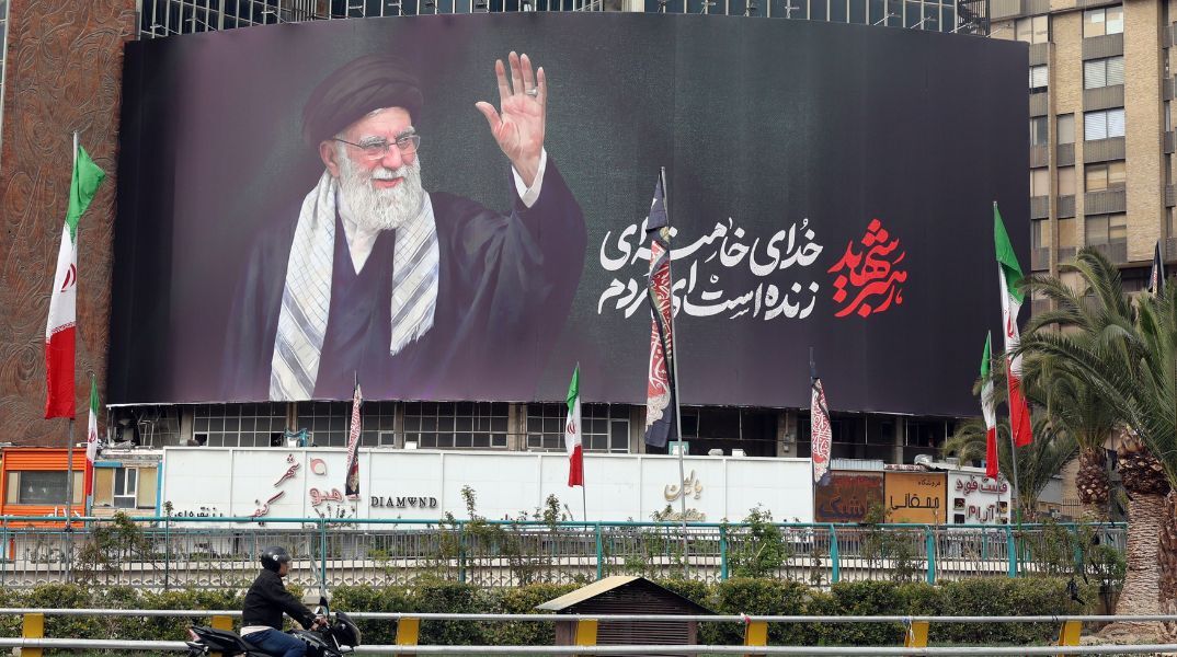 Η Ευρωπαϊκή Ένωση αντιδρά με επιφύλαξη στα αμερικανοϊσραηλινά πλήγματα κατά του Ιράν - Προσεκτικές δηλώσεις από τους περισσότερους ηγέτες