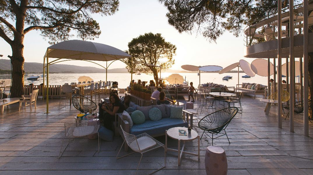 Χαλκιδική: «Ζητείται προσωπικό» - Δυσκολεύονται στην εύρεση προσωπικού οι επιχειρήσεις