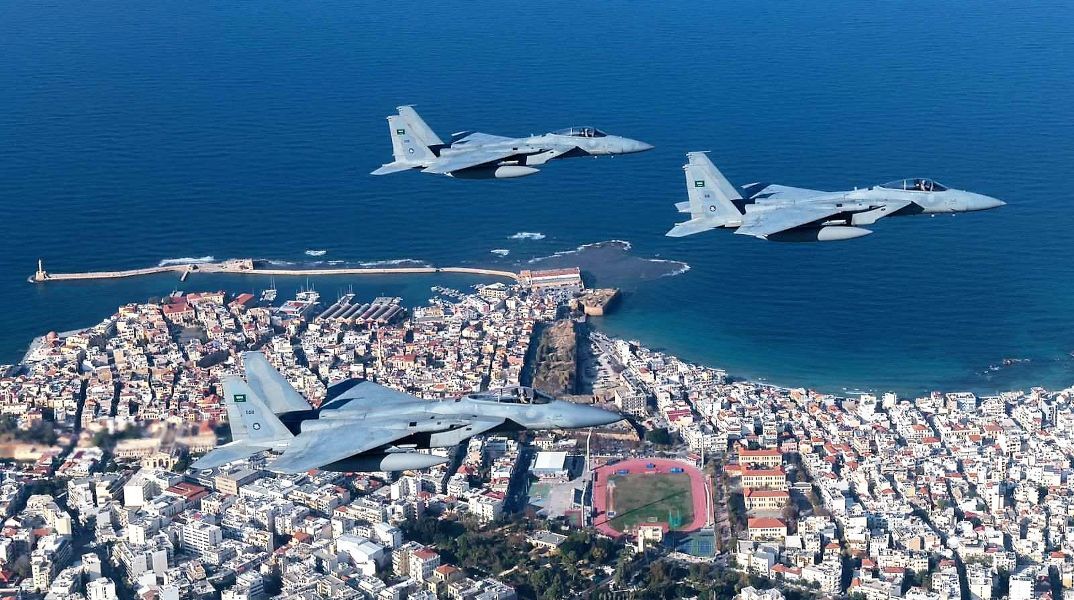 Συναγερμός στη Σούδα: Προσήχθη Γεωργιανός για κατασκοπεία