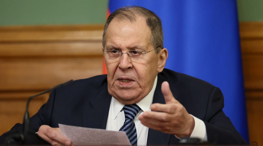 Λαβρόφ: Δεν έχει αποδειχθεί ότι το Ιράν προσπαθούσε να παράγει πυρηνικά όπλα