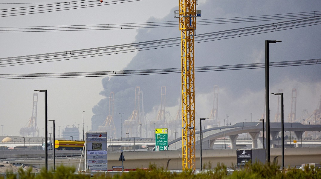 Μαρτυρίες από Έλληνες στις χώρες του Κόλπου: Ανησυχούμε, αλλά δεν ζούμε σε εμπόλεμη ζώνη