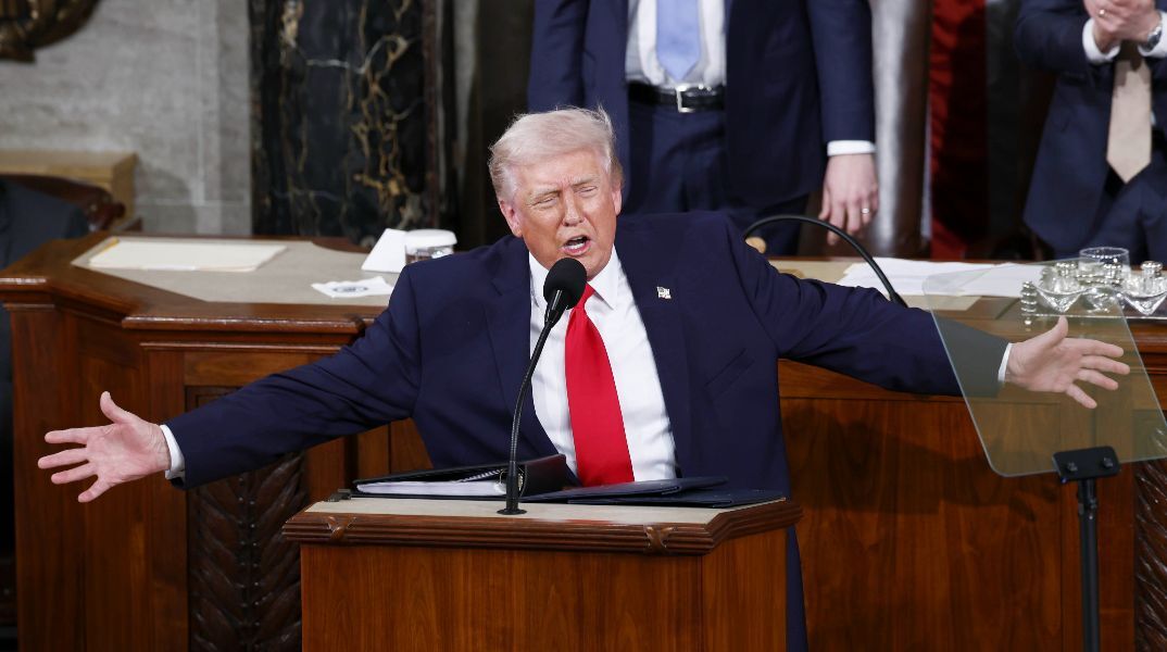 Τραμπ για Ιράν: Θέλουν συνομιλίες αλλά είναι πολύ αργά