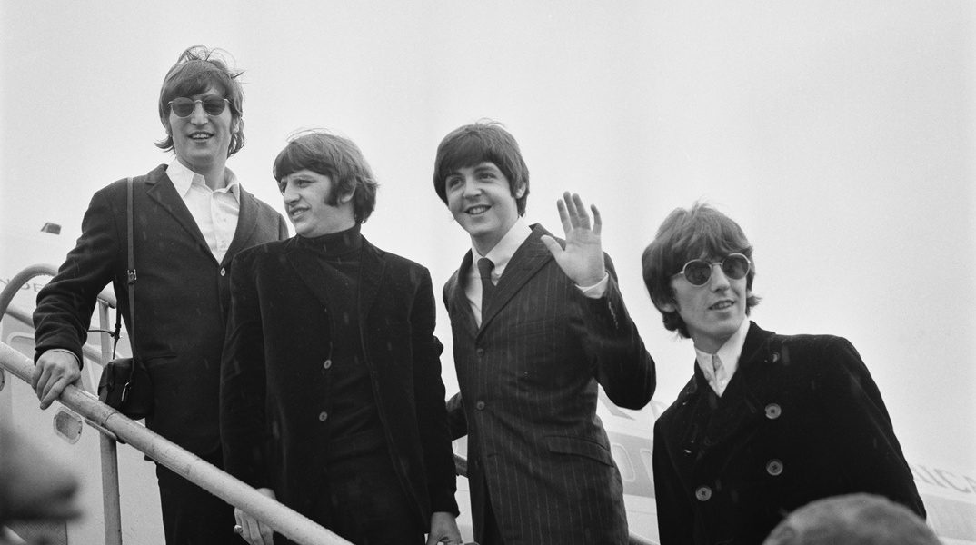 Οι Beatles στην σκάλα αεροπλάνου