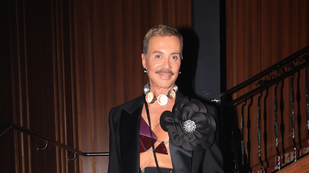 Λάκης Γαβαλάς