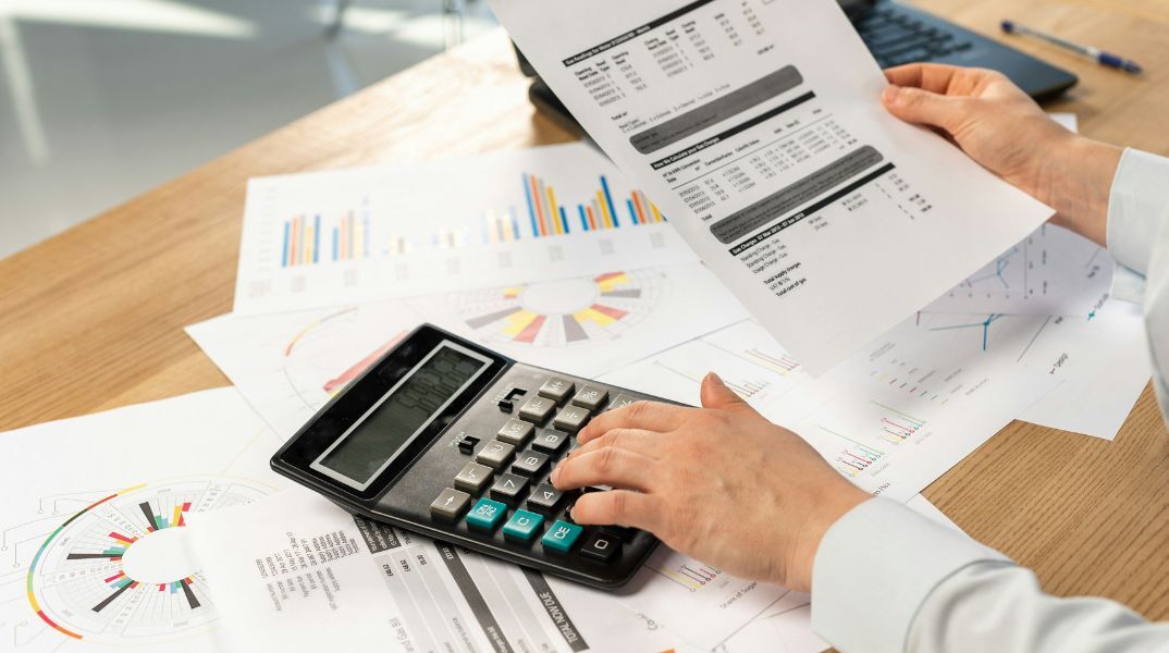 Φθηνότερα από την ΕΕ το ρεύμα και το αέριο στην Ελλάδα τον Φεβρουάριο - Τα στοιχεία της έκθεσης HEPI για τον Φεβρουάριο - Το «στοίχημα» των τιμολογίων Απριλίου