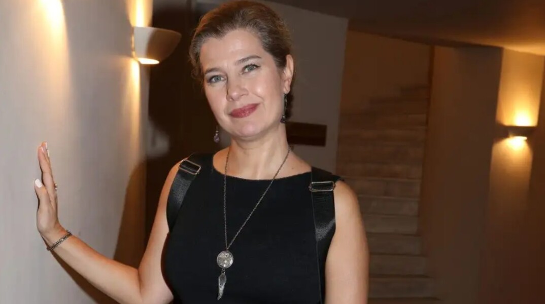 Βίκυ Μαραγκάκη: Έφυγε από καρκίνο στον εγκέφαλο, πολύ επιθετικής μορφής, ακόμα το σκέφτομαι κι έχω μια μικρή ενοχή