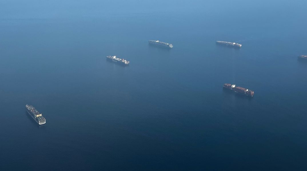 Μπορούν οι ΗΠΑ να εξασφαλίσουν την προστασία των πλοίων; -  Οι φόβοι ναρκοθέτησης των στενών του Ορμούζ