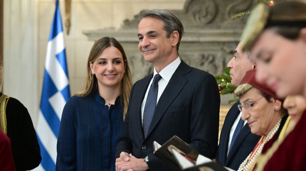 Σοφία Μητσοτάκη: Οργισμένη απάντηση για την επιστροφή της από το Ντουμπάι - «Η ξεφτίλα δεν έχει όρια»