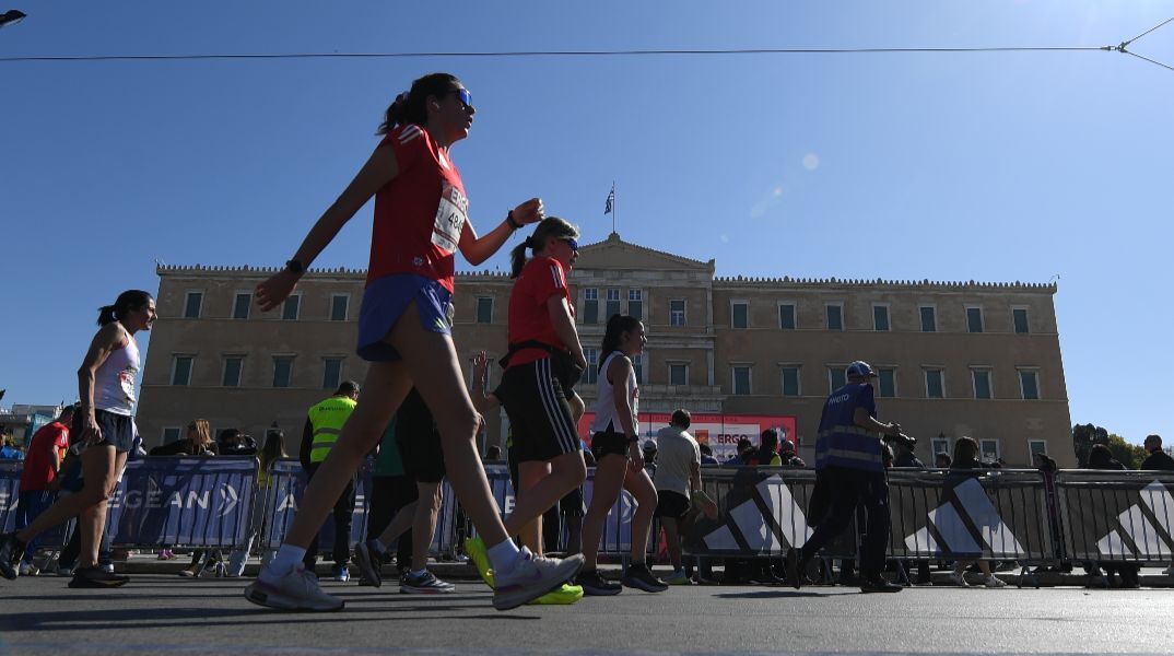 Ημιμαραθώνιος Αθήνας 2026: Ποιοι δρόμοι κλείνουν σήμερα