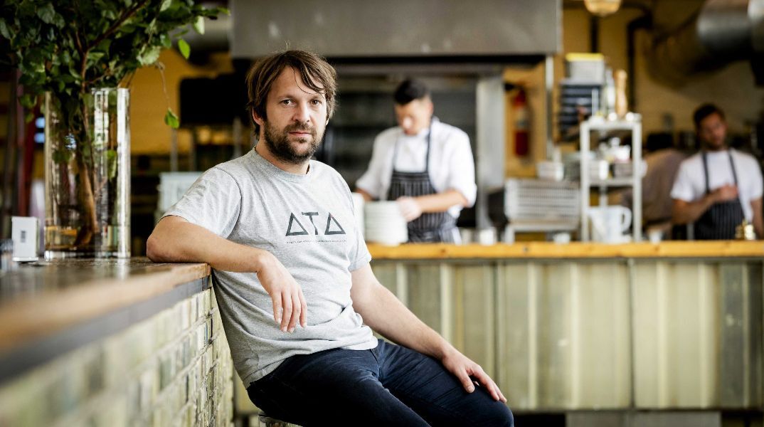 Σκάνδαλο στο Noma: Πρώην εργαζόμενοι κατηγορούν τον σεφ Ρενέ Ρεντζεπί για βίαιες τιμωρίες και ψυχολογική κακοποίηση