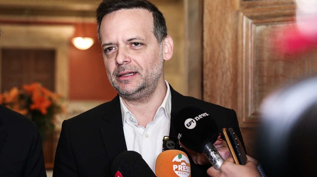 Ο δήμαρχος Αθηναίων, Χάρης Δούκας